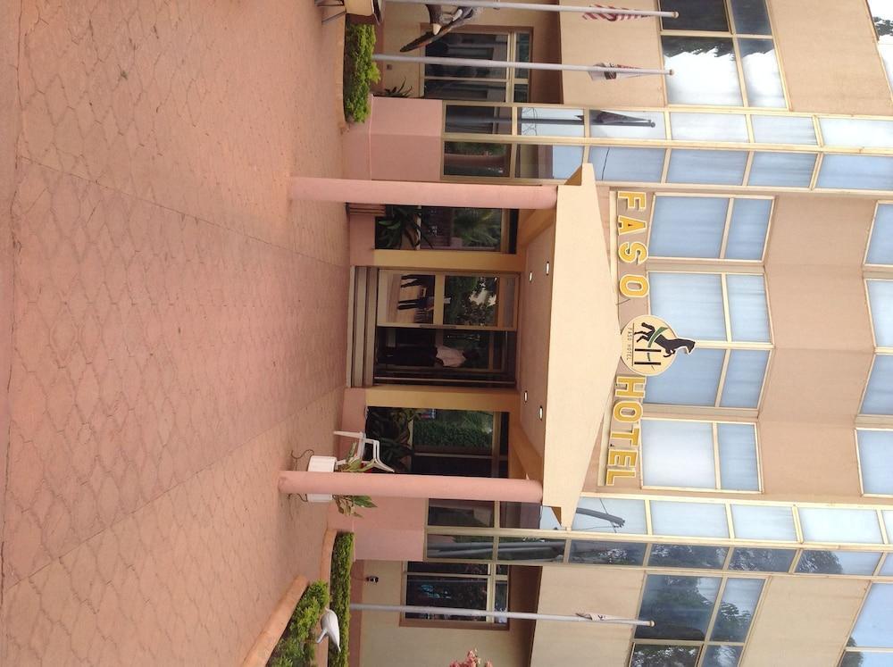 Faso Hotel Ouagadougou Kültér fotó